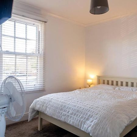 No6 - Beverley - Elegant Townhouse - Central Location Buitenkant foto