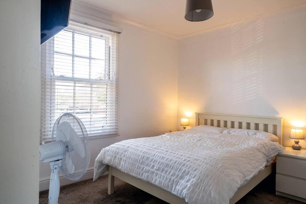 No6 - Beverley - Elegant Townhouse - Central Location Buitenkant foto