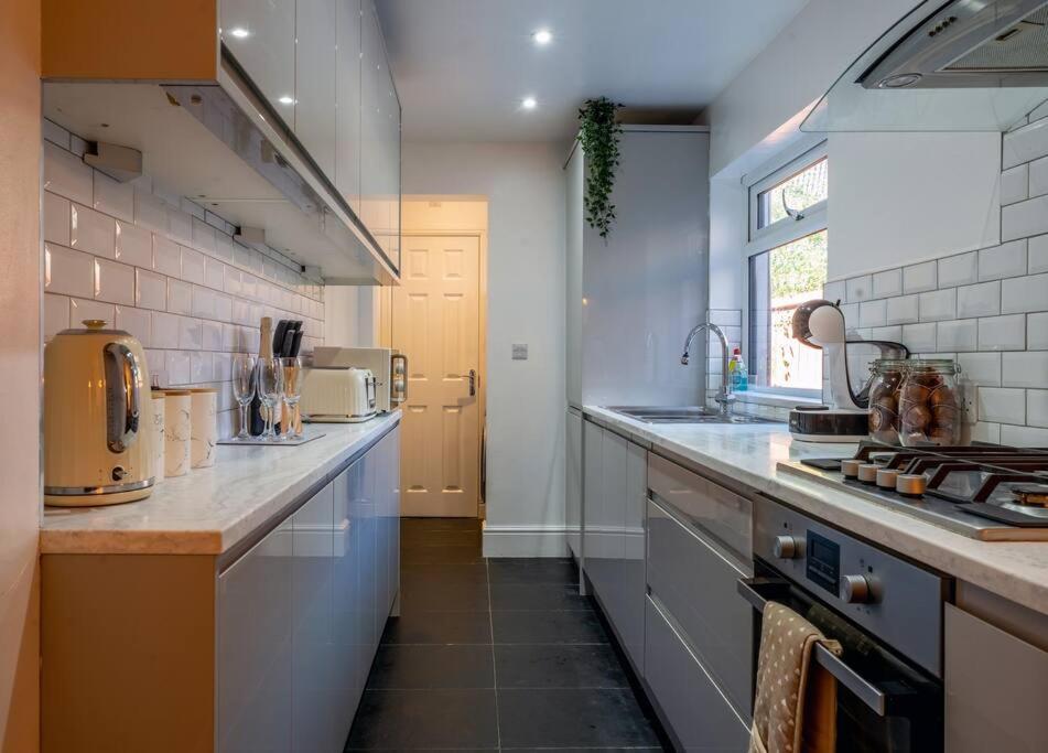No6 - Beverley - Elegant Townhouse - Central Location Buitenkant foto