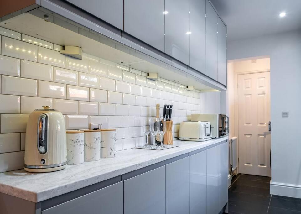 No6 - Beverley - Elegant Townhouse - Central Location Buitenkant foto