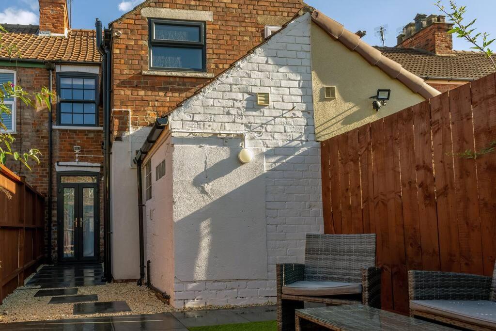 No6 - Beverley - Elegant Townhouse - Central Location Buitenkant foto