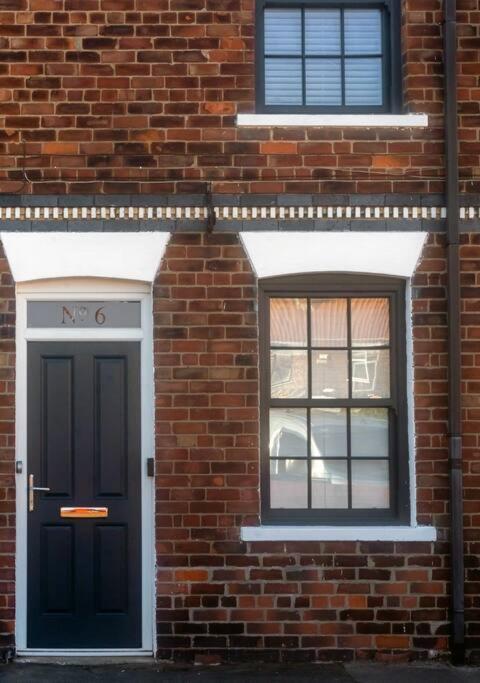 No6 - Beverley - Elegant Townhouse - Central Location Buitenkant foto