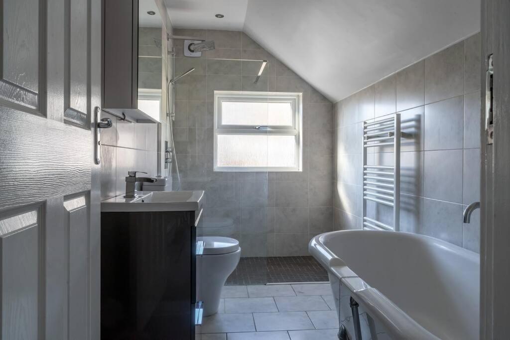 No6 - Beverley - Elegant Townhouse - Central Location Buitenkant foto